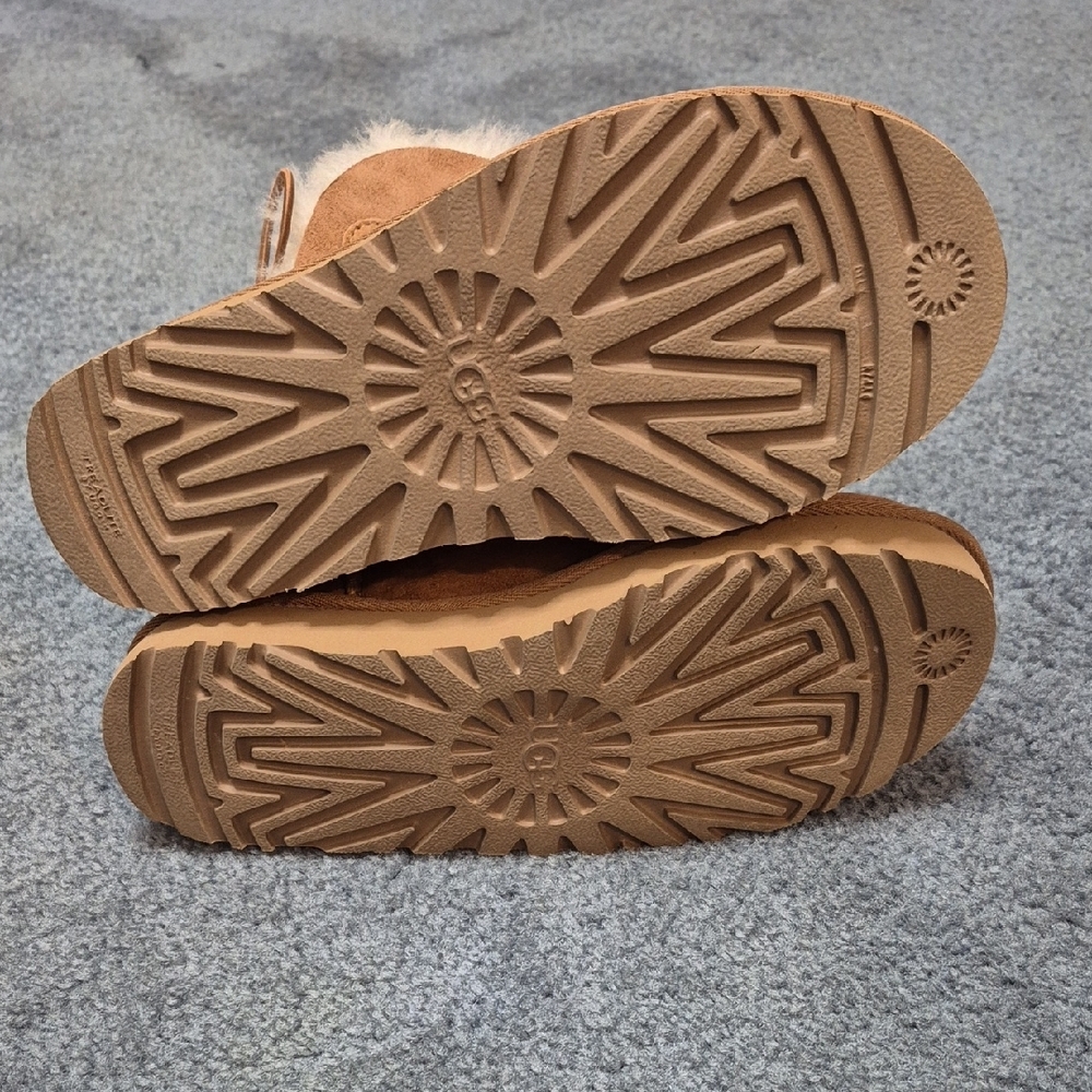 UGG' Cozy Sheepskin Boots - Tan - Picture 4 of 6